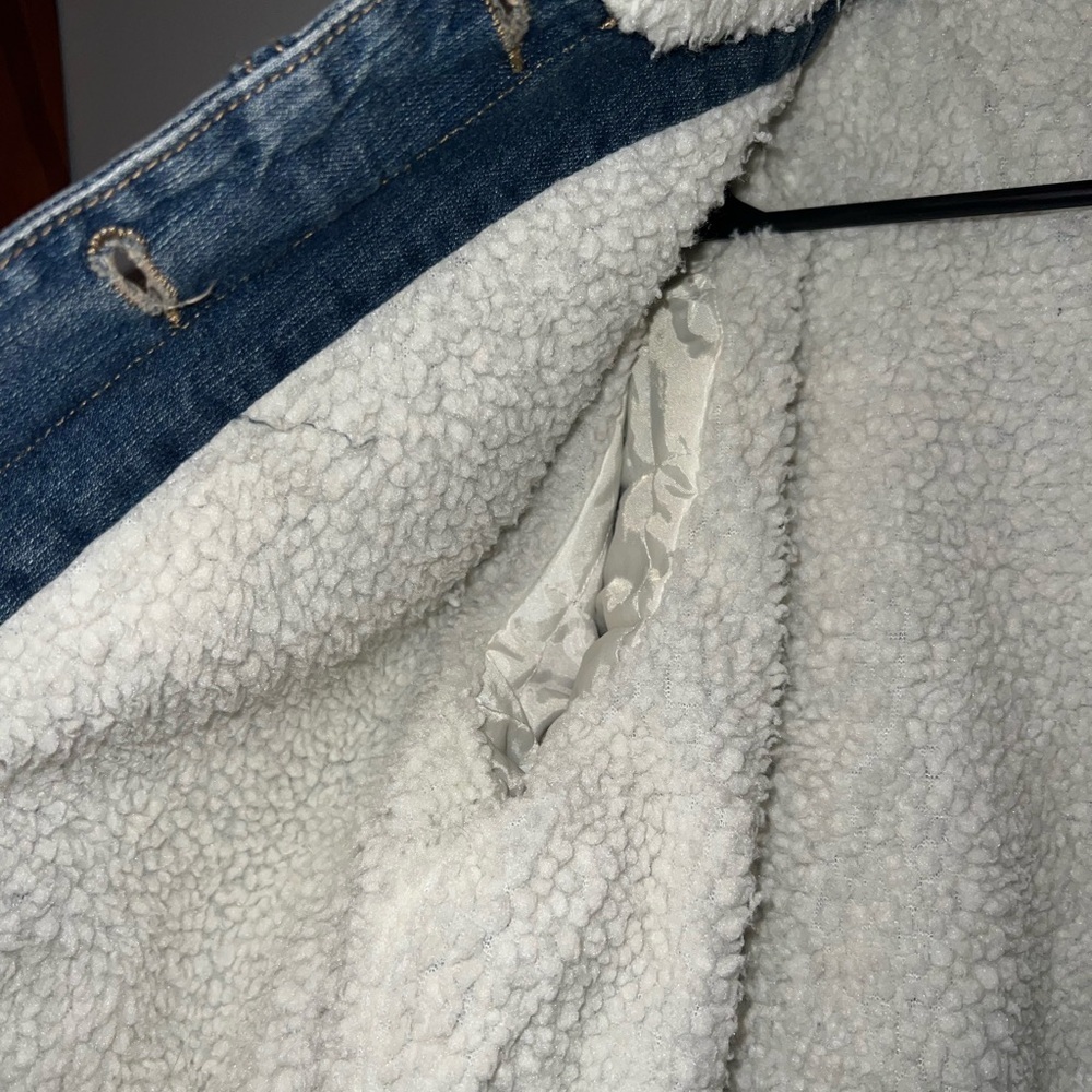 NWT Lucky Brand Fleece Lined Denim Jacket - Picture 4 of 8